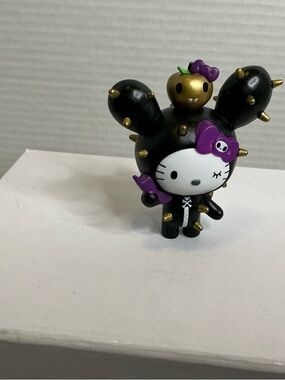TOKIDOKI X Hello Kitty Rare Cactus Chaser Figure